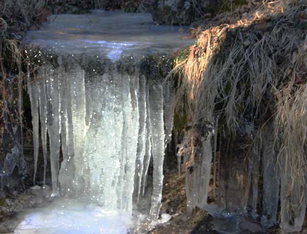 frozenwaterfall